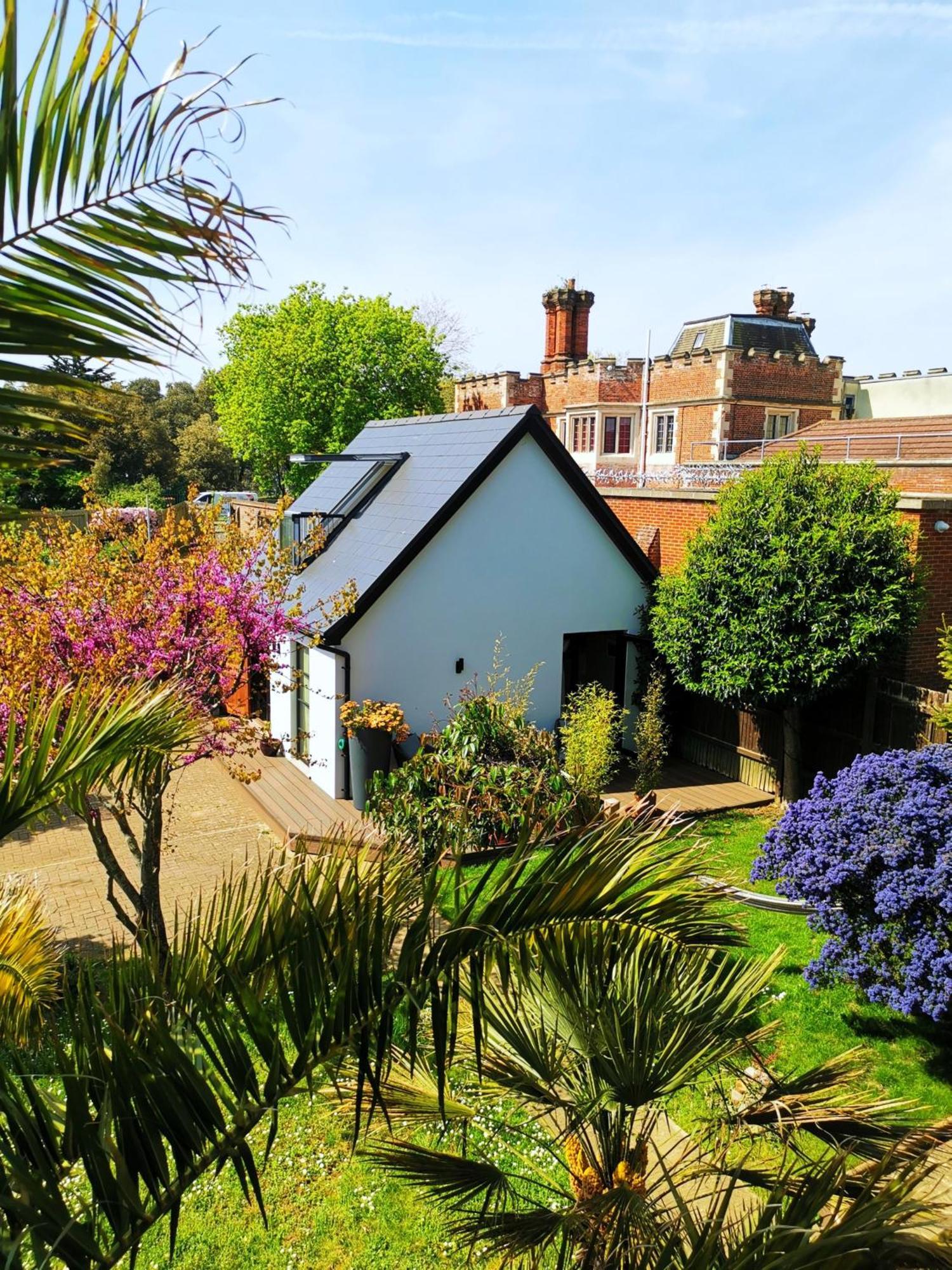 Hastings Casita, 'Little House' Self Contained Garden Lodge, Close To Town And Seafront Exterior photo